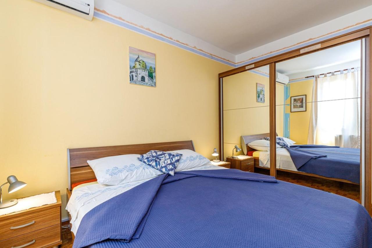 Apartments Vivijana Rabac Exterior photo