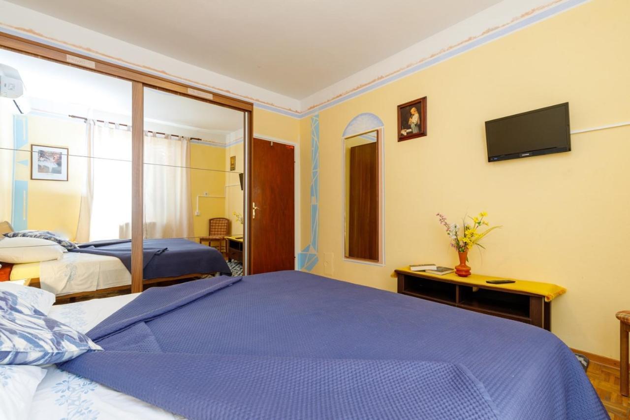 Apartments Vivijana Rabac Exterior photo