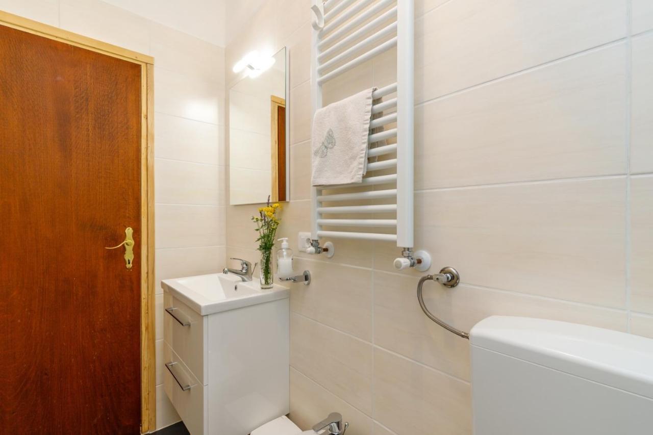Apartments Vivijana Rabac Exterior photo